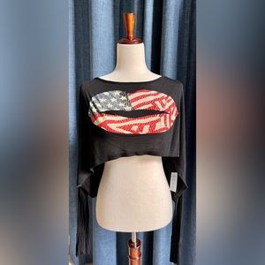 The Classic brand The Lips American Crystal Crop Top size M - (New)